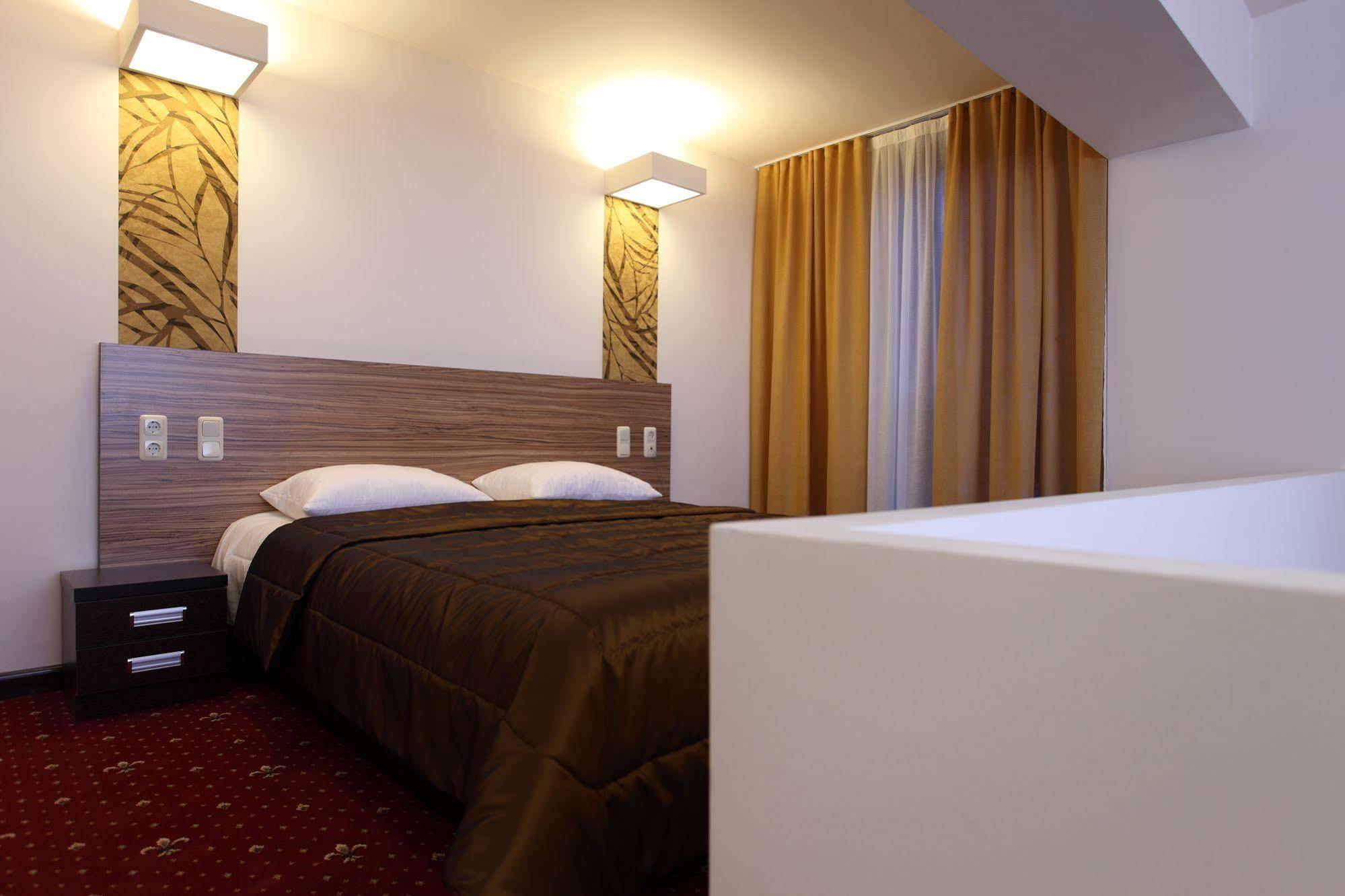 Cascade Hotel Yerevan Exterior foto