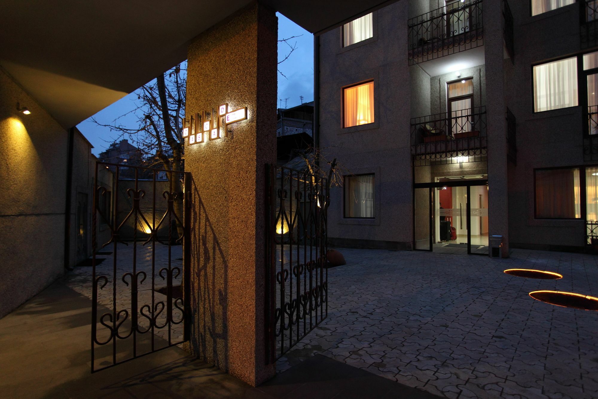 Cascade Hotel Yerevan Exterior foto